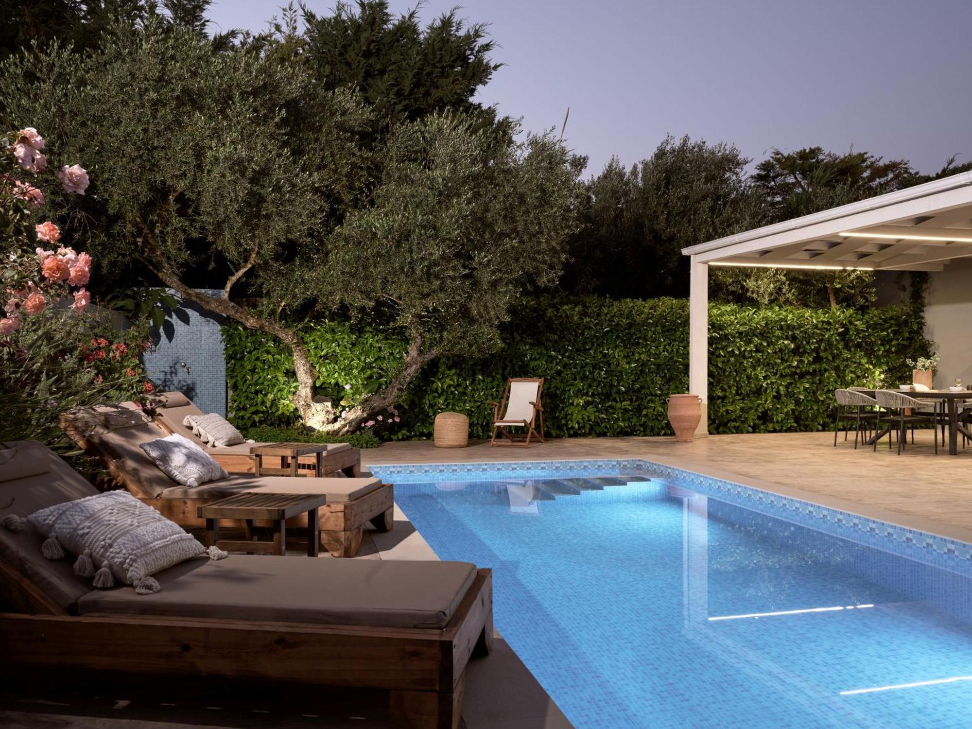 Jasmine Suites With Private Pool Τσιλιβί Εξωτερικό φωτογραφία